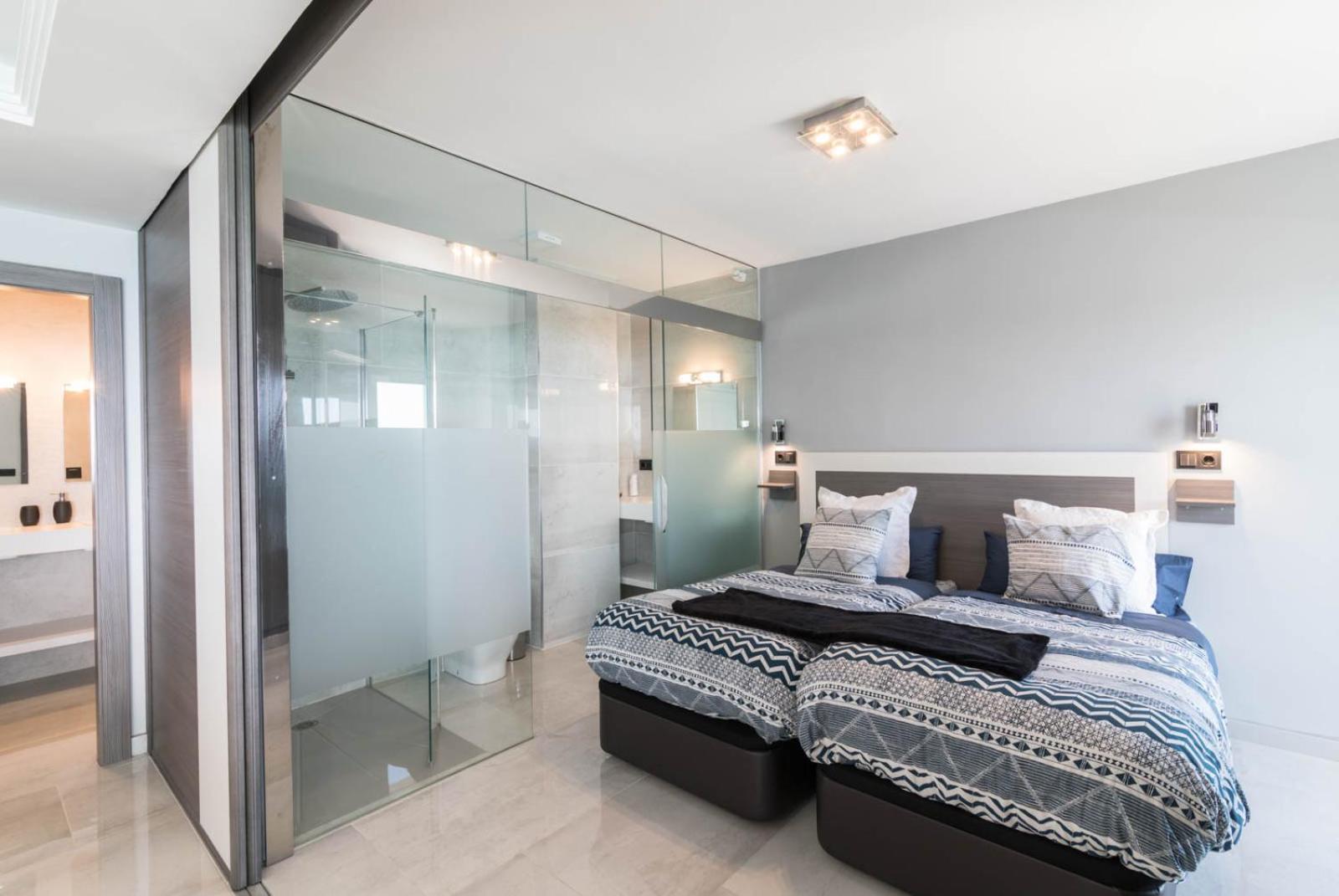 Deluxe Supreme Apartment Malaga Bagian luar foto