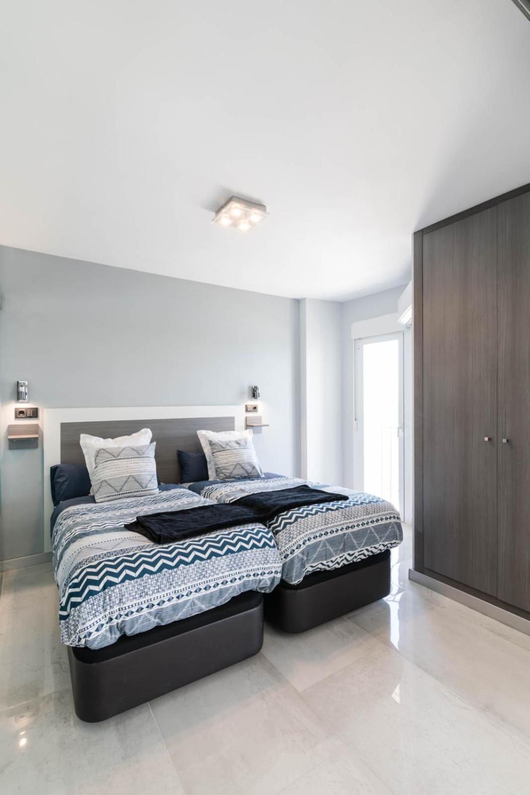 Deluxe Supreme Apartment Malaga Bagian luar foto