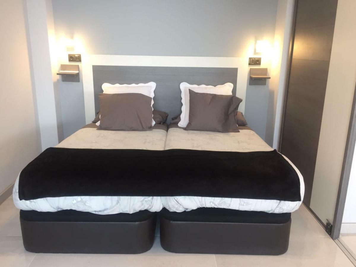 Deluxe Supreme Apartment Malaga Bagian luar foto