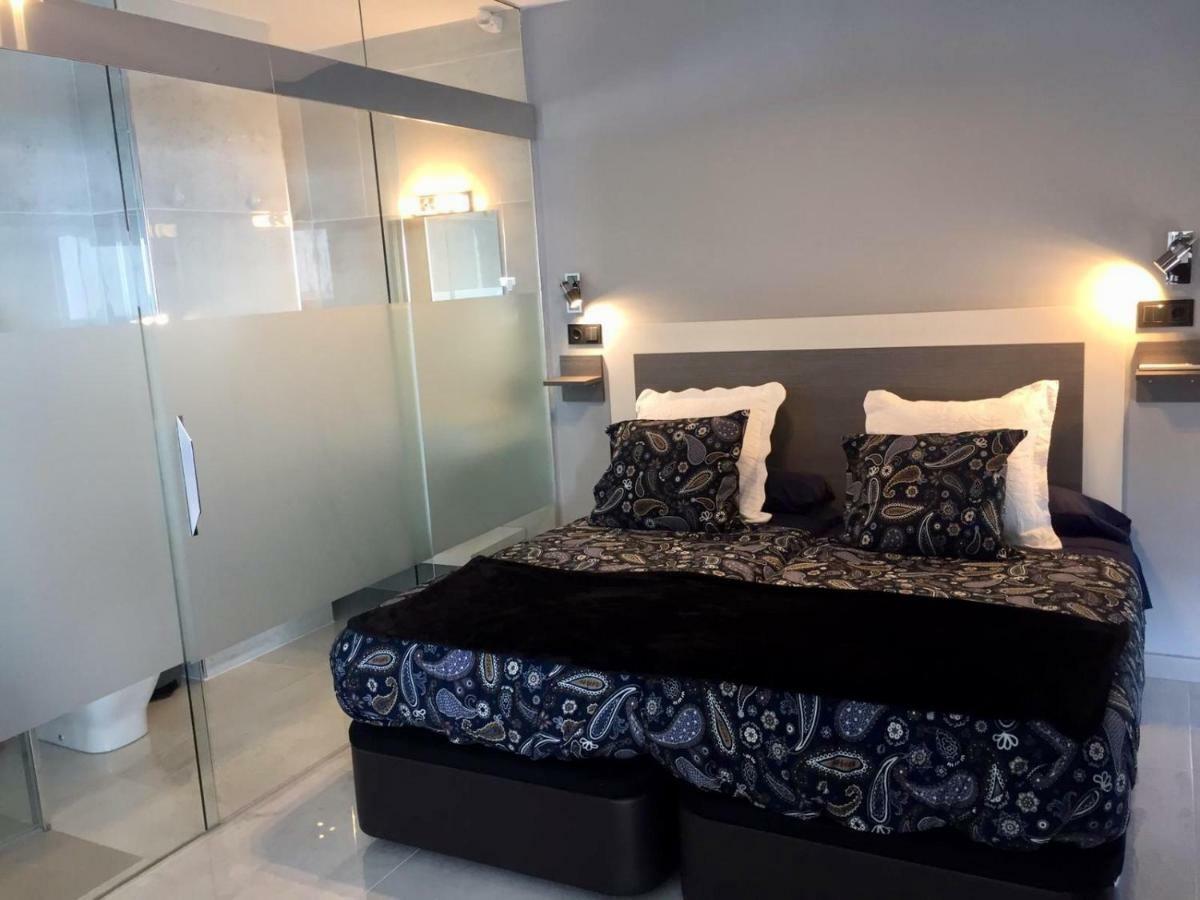 Deluxe Supreme Apartment Malaga Bagian luar foto