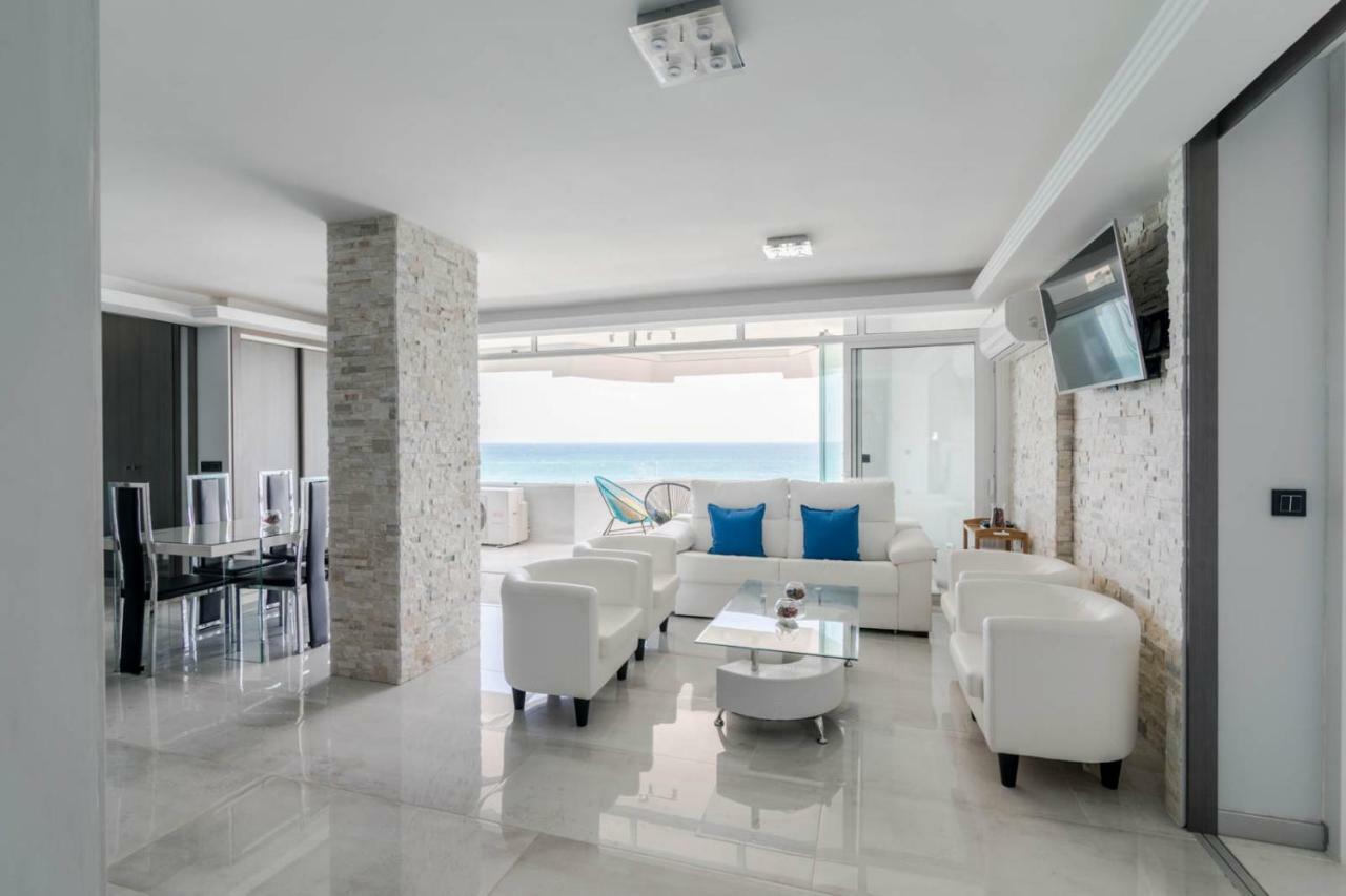 Deluxe Supreme Apartment Malaga Bagian luar foto