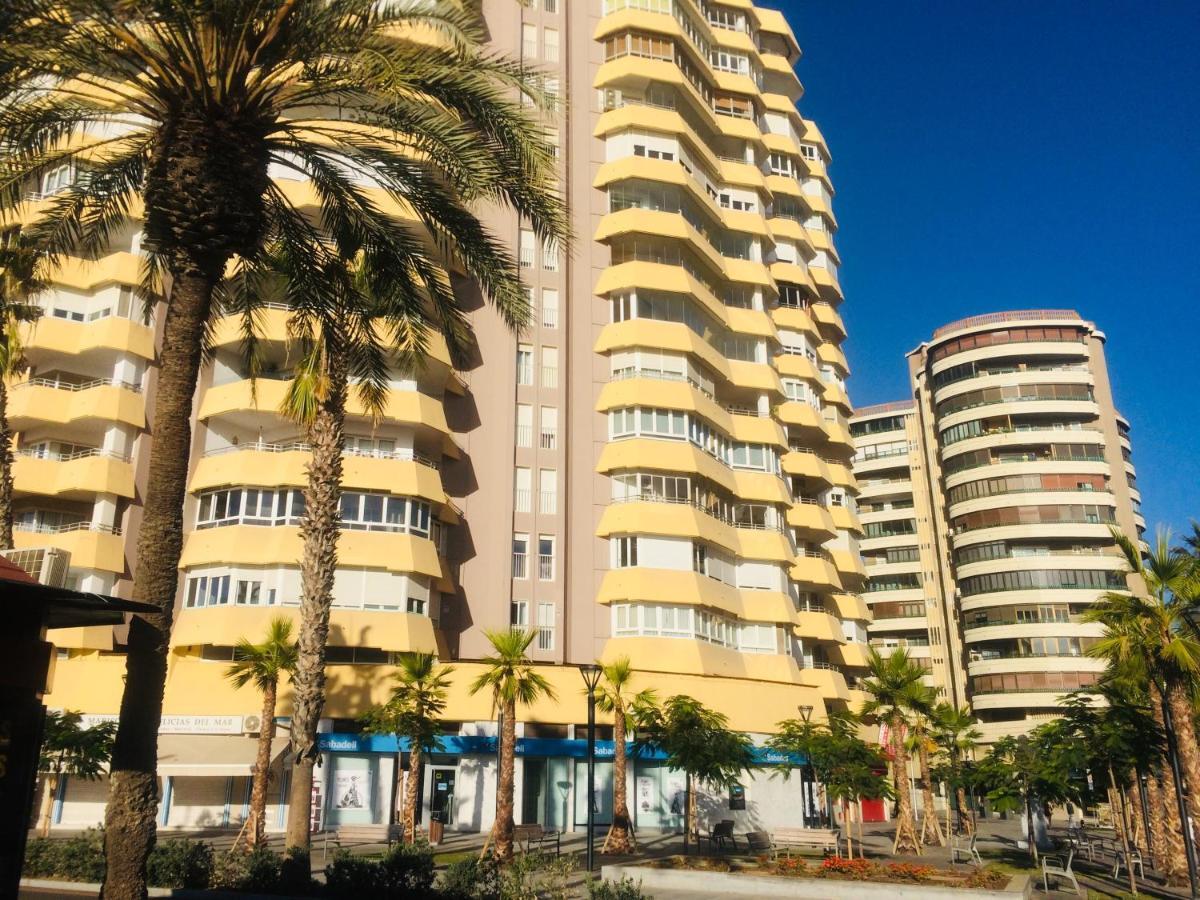 Deluxe Supreme Apartment Malaga Bagian luar foto